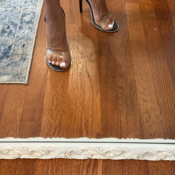 Cape Robbin Sandals Vinyl with Studfing - Picture 3 of 5